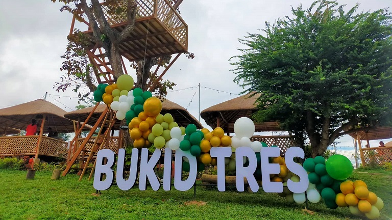 Experience Outdoor Dining - The Bukid Tres Way